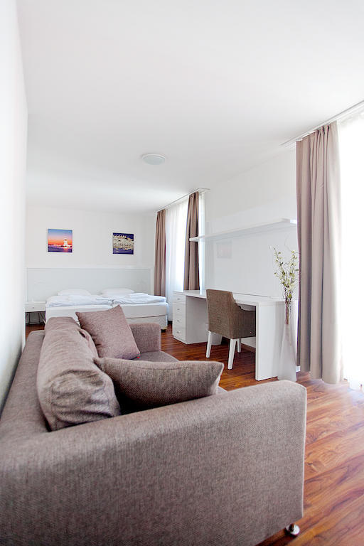 Premium Apartments By Livingdowntown Zurich Exterior photo